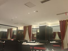 -皇城根·鲁菜济南菜·吊炉烤鸭·炒鸡鱼头(济南旗舰店)