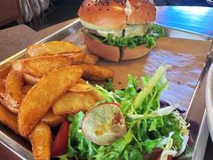 招牌牛肉汉堡-UPPER KITCHEN(延安路店)