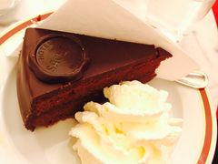-Cafe Sacher(WIEN)