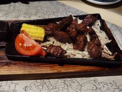 -穹六人间 people 6(岳阳路店)
