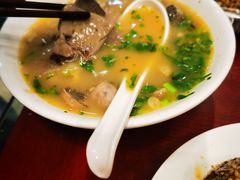 -护国寺小吃(中关村店)