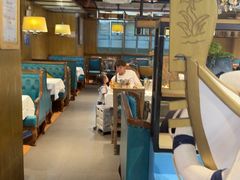 -领鲜活海鲜榴莲自助火锅(东门店)