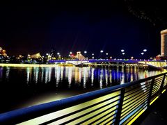 -MONICH牛排融合餐厅(和义大道购物中心店)