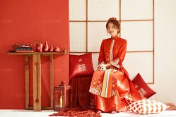 -雪中彩影婚纱摄影·微光艺术中心