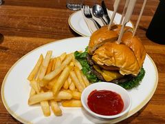 -TIGERS老虎西餐(亦庄店)