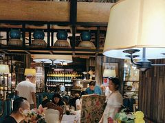 -领鲜活海鲜榴莲自助火锅(东门店)