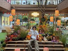 -瑞虹新天地月亮湾