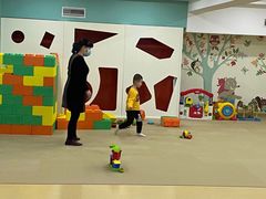 -乐悠游亲子游泳俱乐部