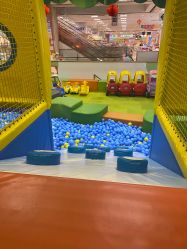 -莫莉幻想儿童乐园(广州番禺永旺店)