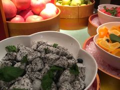 -乐咖啡西餐厅(太湖皇冠假日酒店)