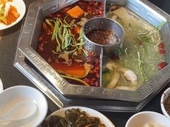 -佬土鹅肠火锅(扬中步行街店)