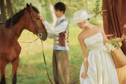 -易摄影婚纱摄影工作室