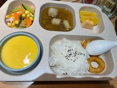 -一朵菌·野生菌探索家火锅(南亚店)