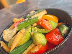 -Hi City·城市之巅