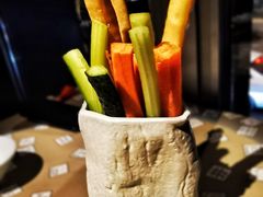笔筒色拉-穹六人间 people 6(岳阳路店)