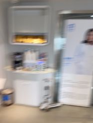 -唯儿诺儿童医院·儿科·眼科·口腔(海岸城店)