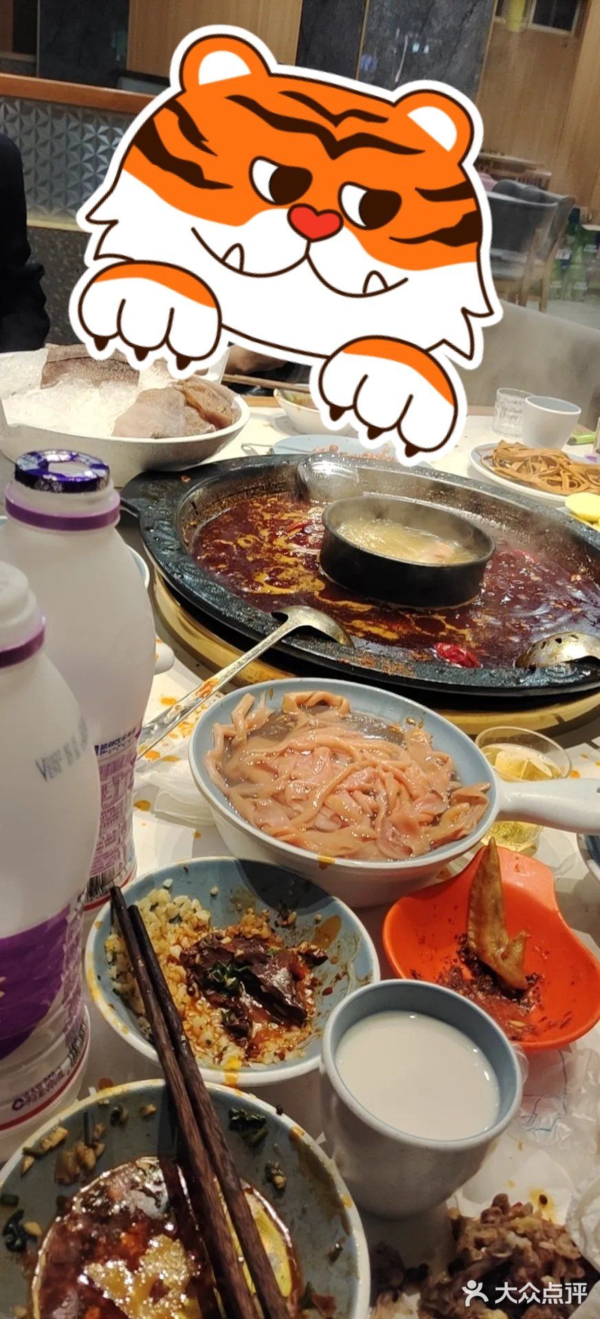 不得不说，来江油半个月，最喜欢的就是这家火锅了