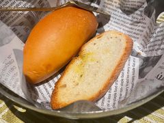 餐前面包-一棵树·意大利西餐厅One Tree(新城店)