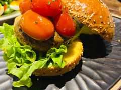 芝心牛肉汉堡-Let'sBURGERplus·非常创意汉堡(三里屯店)
