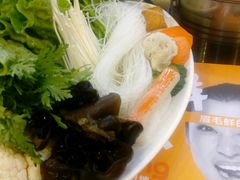 -呷哺呷哺(普陀乐购真北店)