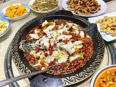 -金三可市井水煮鱼(金碧园店)