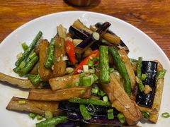 -柴窝堡22号辣子鸡·传承新疆菜