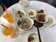 -浦东图书馆读者餐厅