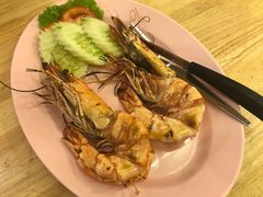 -J Daeng Seafood