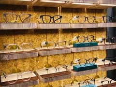 -MUJOSH木九十眼镜(月星环球港B1店)