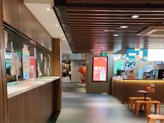 -海底捞火锅鲜切牛肉主题店(长寿路店)