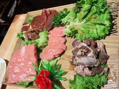 -极简·炭火烤肉主题餐厅·龙虾烧烤·烤羊排(宝龙店)