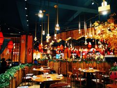 大堂-老滇山寨•云南特色菜•地方菜•民族风情歌舞表演(金碧店)