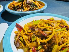 -伊带伊路新疆美食府(呼家楼店)