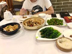 -围龙屋客家食府(福田店)