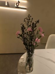 -萱娅美颜美体中心