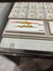 -周大福 CHOW TAI FOOK(新世界百货崇文店)