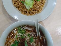 -李先生牛肉面大王(北京站售票厅餐厅)