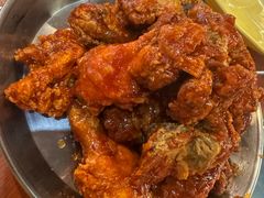 -BHC炸鸡(明洞总店)