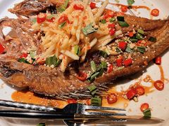 青芒果烤鱼-星叶·东南亚料理(宁波万象汇店)