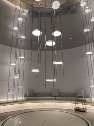 -AURAS璈然科技护肤中心