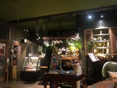 -出走咖啡·面包(宋庄店)