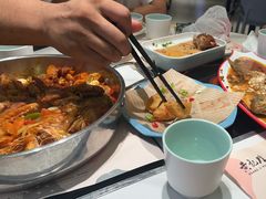 -黄记煌三汁焖锅(新佳丽江汉路店)