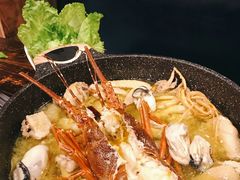 -蚝美人·生蚝海鲜烧烤(茶花园店)