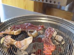 -啊美丽炭火烤肉(滑翔一店)