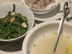 -绿草地·湘菜(酃湖师院店)