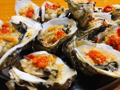 -蚝哥花姐湛江烤生蚝(美丽湾市场店)