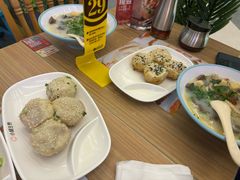 -小杨生煎(白玉兰广场店)