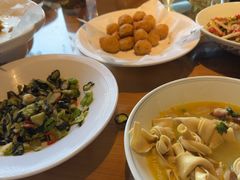 -头上红煨盐鸡·非遗院子餐厅