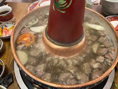 -毛辣果·贵州红酸汤牛肉火锅(西单店)