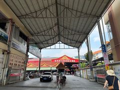 -曼阁市场水果批发市场